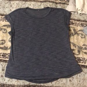 Lululemon workout shirt